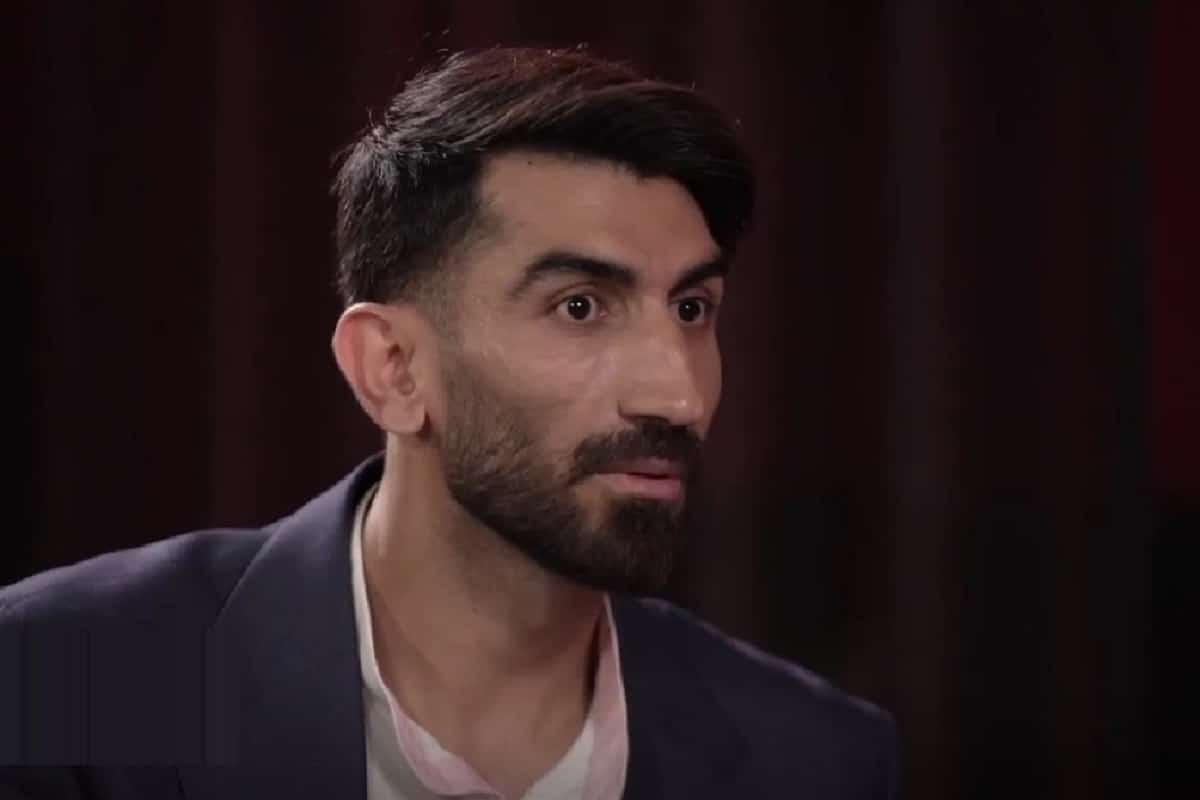 عکس| یاسین رامین به همسرش مهناز افشار پیوست