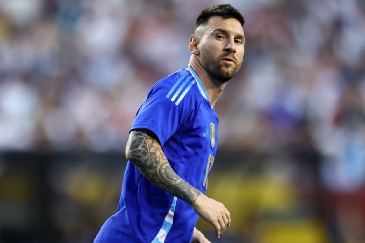 لیونل مسی به یک قدمی علی دایی رسید