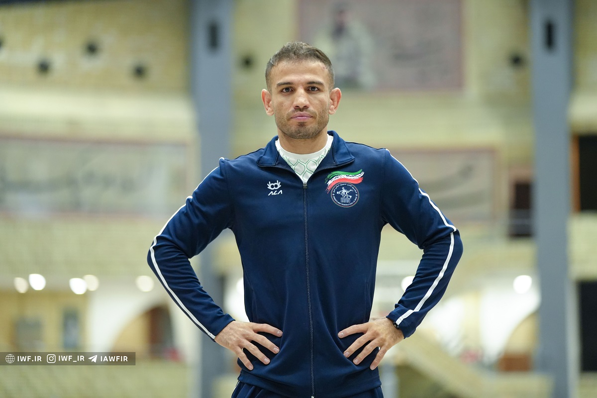 فیلم| مسابقه مهدی محسن نژاد و فومیتا حریف ژاپنی در مسابقات کشتی فرنگی المپیک 2024 پاریس