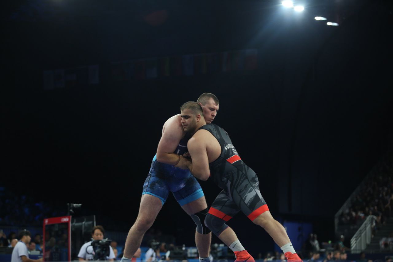 پخش زنده مسابقات کشتی فرنگی المپیک 2024 پاریس امروز سه شنبه 16 مرداد 1403