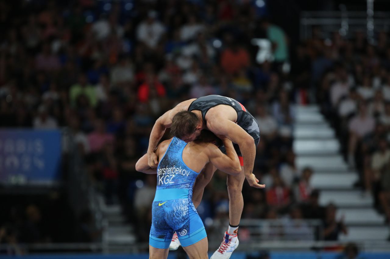 پخش زنده مسابقات کشتی فرنگی المپیک 2024 پاریس امروز چهارشنبه 17 مرداد 1403