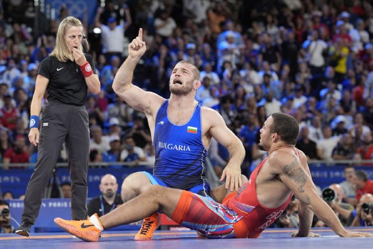 حریف حسن یزدانی در فینال کشتی آزاد المپیک 2024 کیست؟