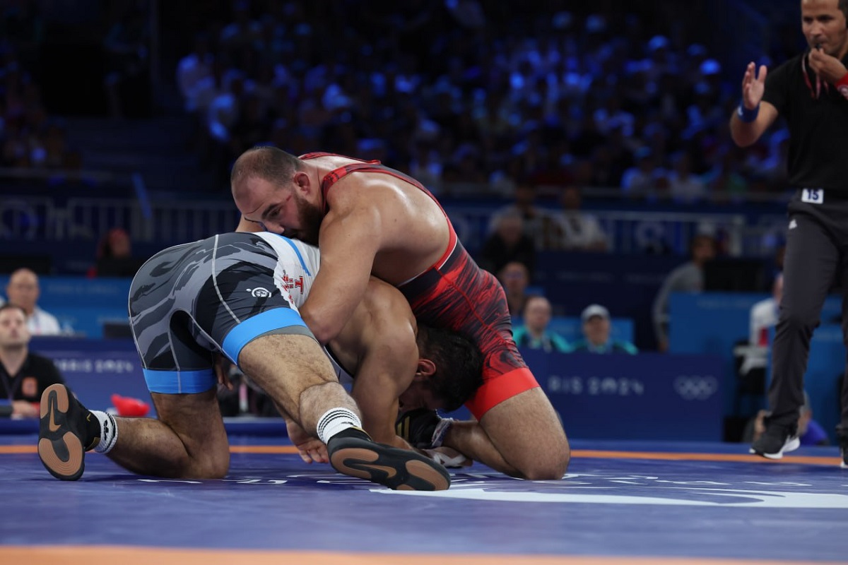 حریف امیرحسین زارع در فینال کشتی آزاد المپیک 2024 کیست؟