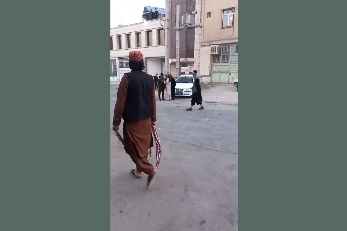 فیلم| پاسخ گستاخانه «ساشا سبحانی» به خبر احضارش به دادسرای تهران