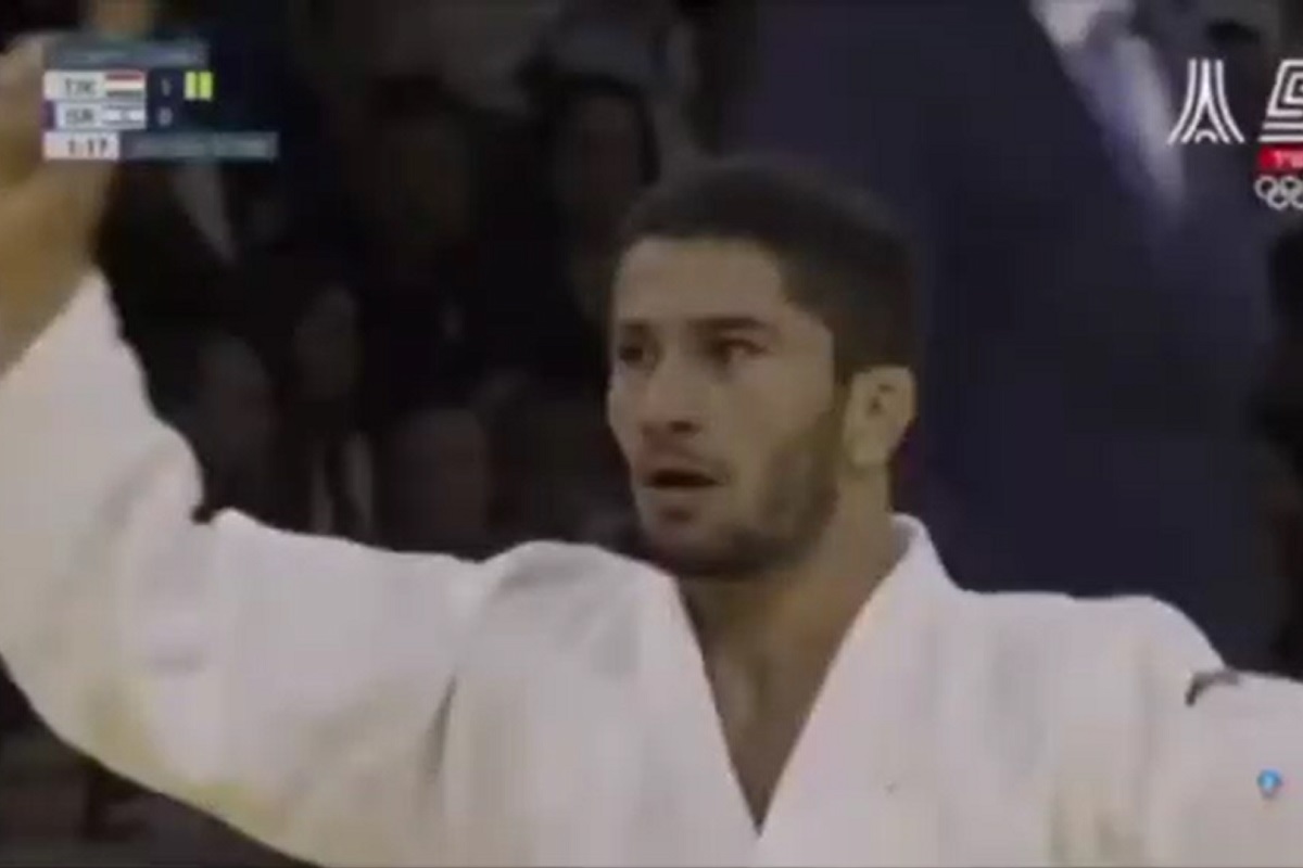 فیلم| شعار جودوکار تاجیک مقابل حریف اسرائیلی در المپیک 2024