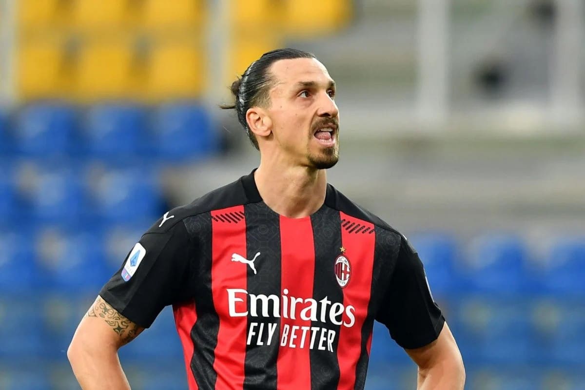 عکس| کتک خوردن و زخمی شدن زلاتان ابراهیموویچ از ناحیه سر