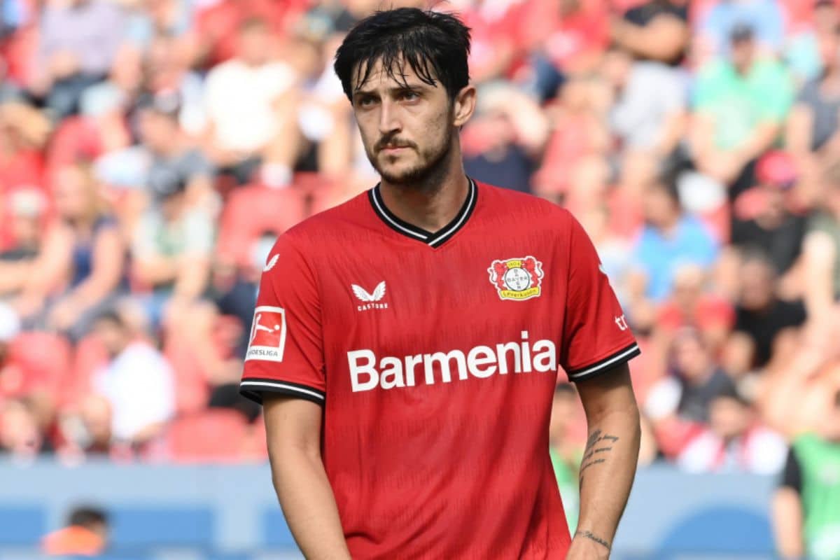 شایعه عجیب درباره سردار آزمون در امارات؛ واقعیت یا توطئه؟