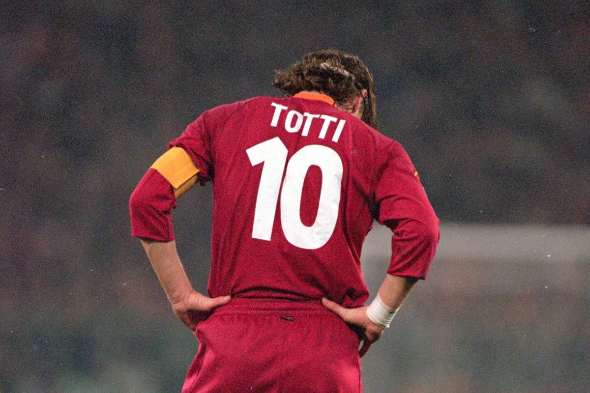 فرانچسکو توتی: آیا یک بازگشت حیرت‌انگیز به فوتبال در کار است؟