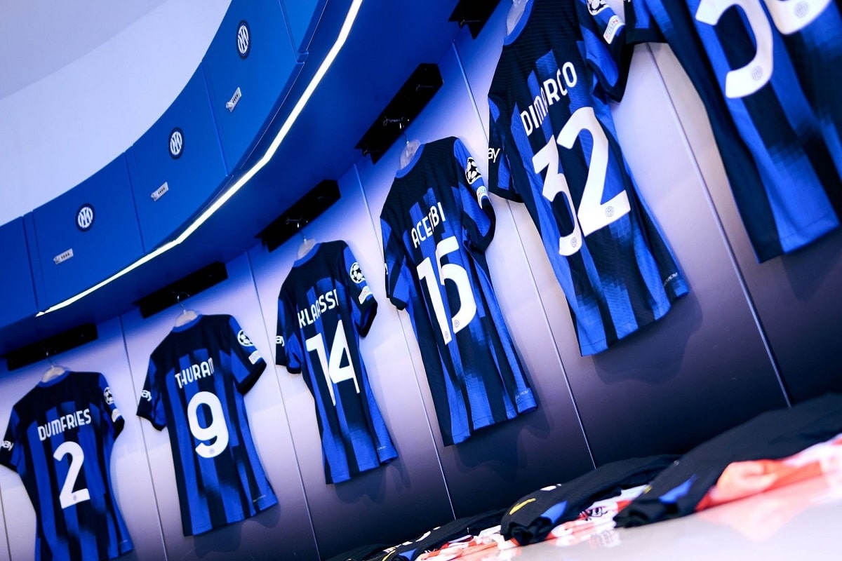 مهدی طارمی روی نیمکت اینتر مقابل امپولی برای بازی امشب 9 آبان 1403