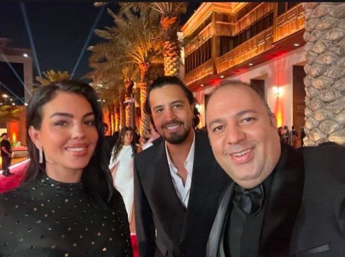 عکس| سلفی علی اوجی با جورجینا رودریگز