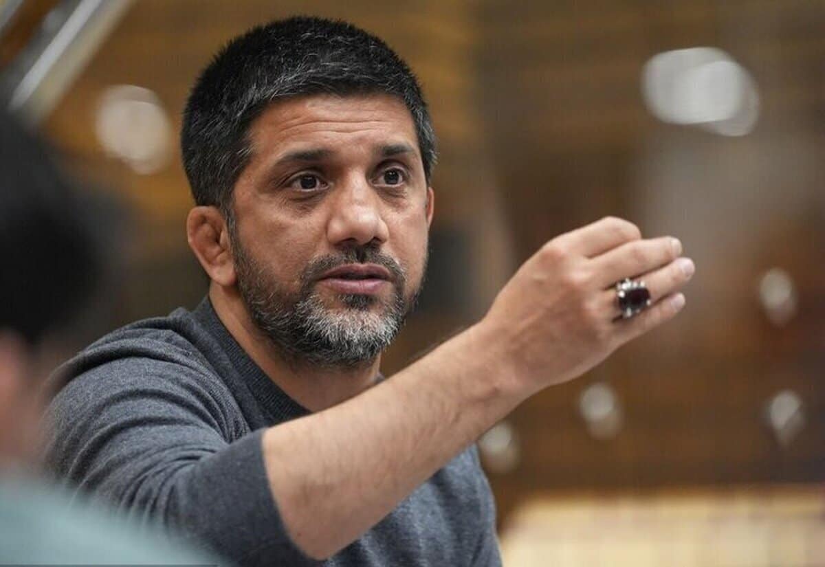 عصبانیت علیرضا دبیر از مربیان کشتی آزاد