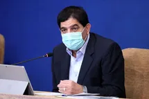 'مخبر: بازنشستگان فقط مصرف کننده هستند؛ افزایش حقوق بار مالی دولت را بالا می برد!'