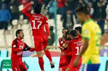 'بازی پرسپولیس و نساجی لغو شد'