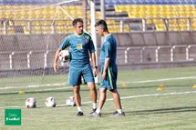 'مربی پرسپولیسی نتیجه دربی را پیش بینی کرد'