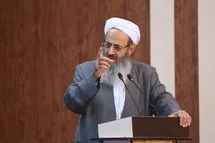 'عکس| واکنش روزنامه وطن امروز به عصبانیت مولوی عبدالحمید از تیتر &laquo;جنایت عبدالیزید&raquo;'