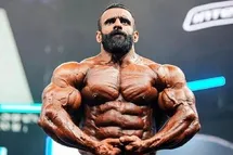 'واکنش هادی چوپان به تبلیغ کوروش کمپانی'