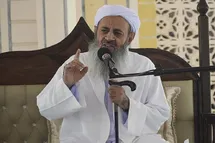 'حبس، شکنجه و اعتراف گیری از یک طلبه در مسجد مکی توسط عوامل مولوی عبدالحمید'