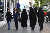 عکس| تشکیل اتاق واکنش سریع حجاب در فرمانداری عسلویه!