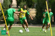 'احتمال غیبت دیاباته در بازی استقلال و ذوب آهن'