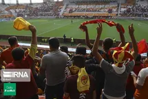 'چهره جنجالی بازی پرسپولیس و فولاد محروم شد'