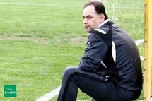 'استقلال باید بازیکنان جدید بخرد'