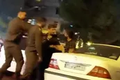 فیلم| سیلی زدن سرباز به صورت راننده متخلف