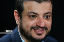 'عکس| واکنش رائفی پور به استاد شدن امیرحسین ثابتی در دانشگاه شریف'