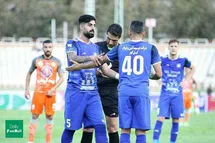 'غیبت 4 بازیکن گل گهر در بازی مقابل استقلال'