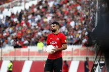 'مدافع تراکتور در رادار استقلال'