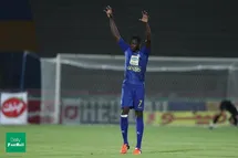 'شیخ دیاباته به بازی استقلال و شهر خودرو می رسد؟'