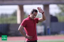 'واکنش علی کریمی به شایعه مهاجرت: وطن خانه پدری است!'