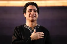 'کنسرت همایون شجریان در تخت جمشید؛ تاریخ و زمان احتمالی برگزاری و نحوه بلیت فروشی'