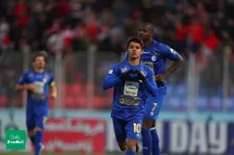 'نتیجه بازی استقلال و نساجی/ استقلال از پرسپولیس عبور کرد'