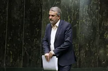 'ماجرای شاسی بلند های اهدایی فاطمی امین به نمایندگان مجلس برای فرار از استیضاح'