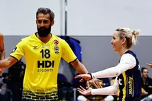 'والیبال زنان فنرباغچه با حضور معروف و موسوی!'