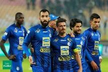 'حسرت مهاجم جوان استقلال مقابل سپاهان'