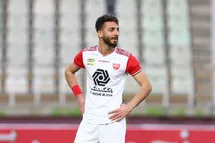 'جریمه 20 میلیونی مهاجم پرسپولیس به خاطر عکس با منصوریان'