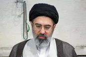 فیلم| علت تعطیلی کلاس خارج فقه و اصول سید مجتبی خامنه ای