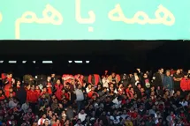 'بازیکنان بی غیرت فوتبال ایران باید &laquo;هو&raquo; شوند'