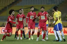 'نتیجه بازی پرسپولیس و صنعت نفت آبادان| شکست پرسپولیس با اشتباه حامد لک'
