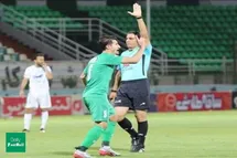 'شکایت ذوب آهن از داور بازی با ماشین سازی'