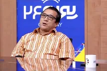 'فیلم| حمله تند خداداد عزیزی به امیر قلعه نویی روی آنتن زنده تلویزیون'