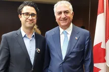 'عکس| رضا پهلوی در کنار یکی از اعضای منافقین جنجال به پا کرد'