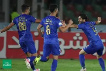 'جایزه استراماچونی به استقلالی ها در آستانه بازی با تراکتور'