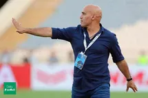 'علیرضا منصوریان در ذوب آهن ماند'