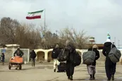 فیلم| ویدیویی ترسناک از هجوم دسته جمعی افغان ها به ایران