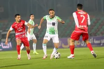 'جدول رده بندی لیگ برتر پس از پیروزی پرسپولیس با کریم باقری امروز جمعه 7 دی 1403'