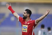 'رضا اسدی به تراکتور پیوست'