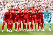 'تیمی که سرود ملی نخواند گلباران هم می شود!'