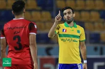 'قهرمانی پرسپولیس احمقانه است'